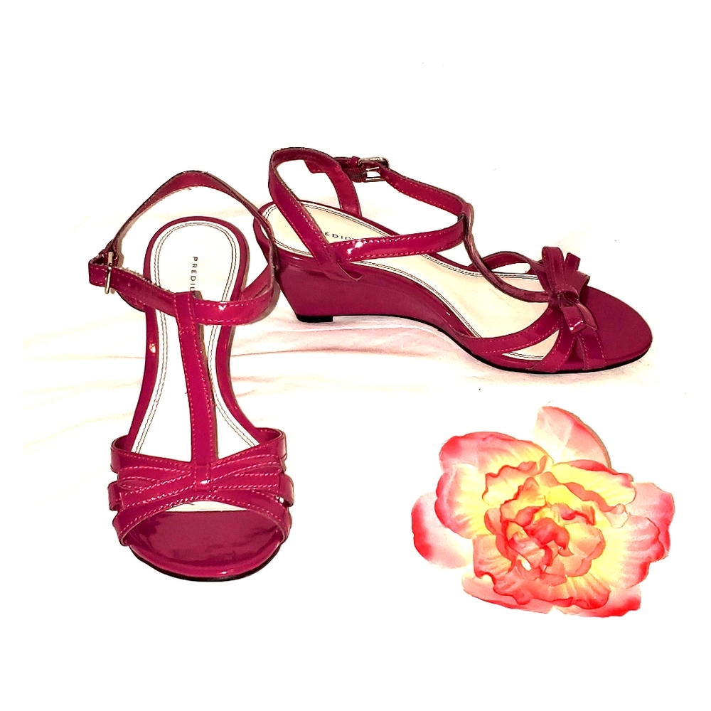 Fuscia Prediction Wedges